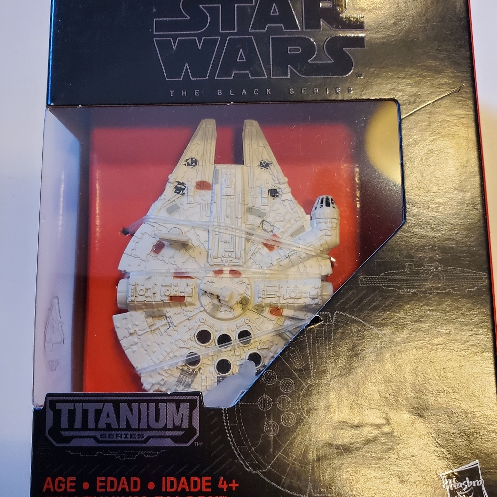 Star Wars Millennium Falcon Titanium Series Collection